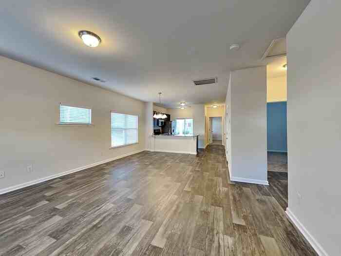 224 St Andrews Place Dr - Photo 4 of 21