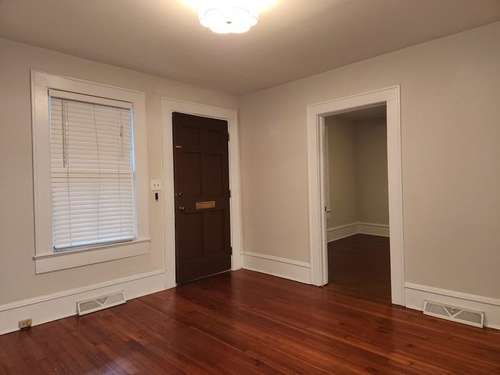 1501 S Rensselaer Pl #10 - Photo 4 of 14
