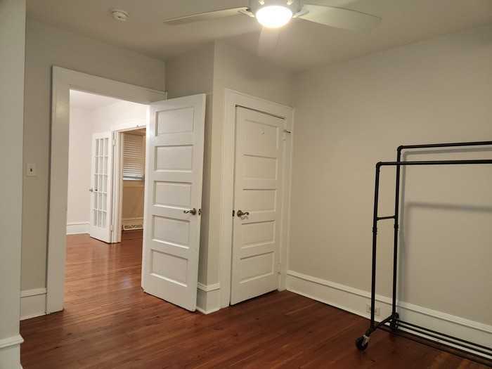 1501 S Rensselaer Pl #10 - Photo 7 of 14