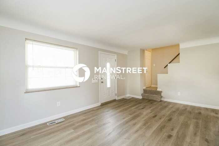 2160 Sylved Ln - Photo 5 of 18