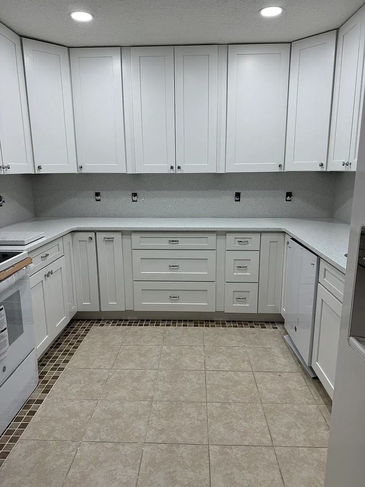 3295 Buckland Street - Photo 2 of 4