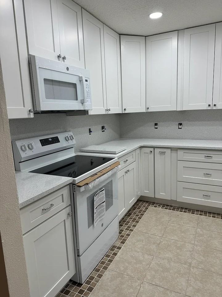 3295 Buckland Street - Photo 3 of 4