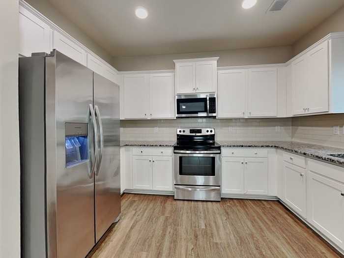 3636 Massey Ridge Ct - Photo 5 of 21