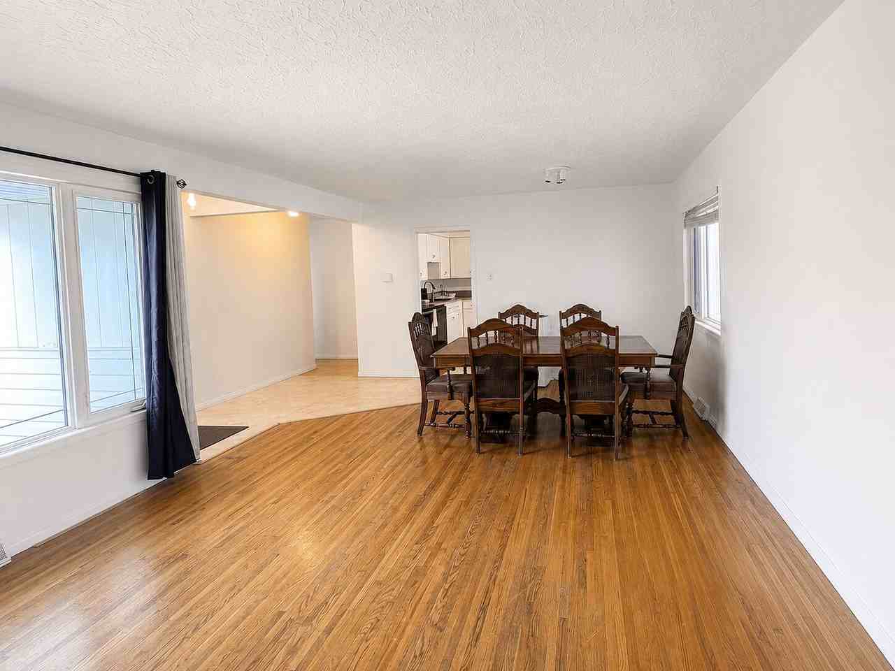 3735 Brooklyn Cres Nw - Photo 3 of 24