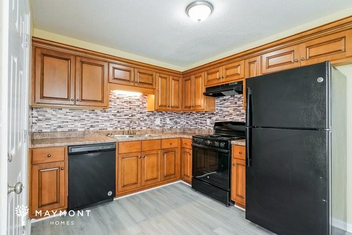 4200 Cherrystone Cir - Photo 5 of 12