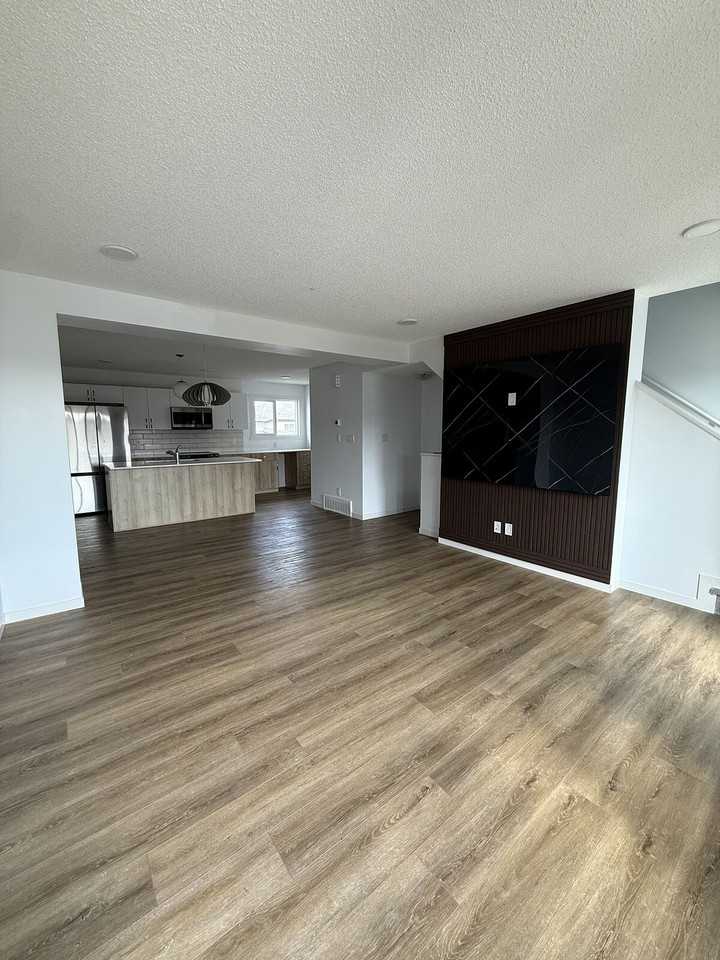 1230 -1230 Aster Blvd Nw - Photo 2 of 18