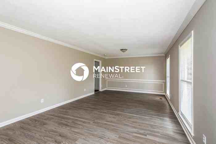 2144 Etowah St - Photo 2 of 17