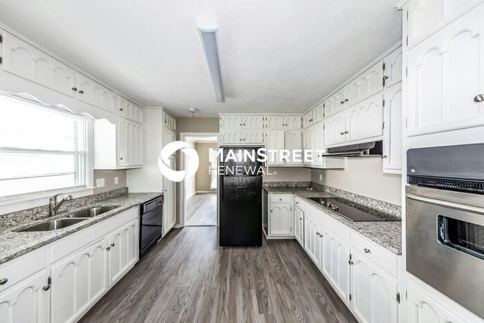 2144 Etowah St - Photo 5 of 17