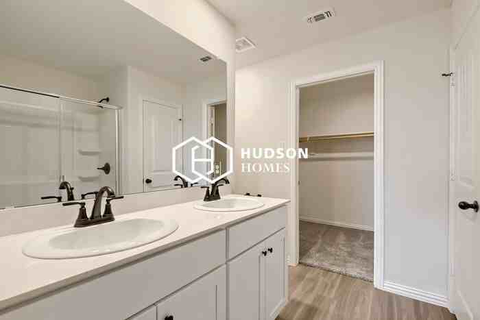 922 Childress Dr - Photo 7 of 12