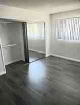1427 North Poinsettia Place - Photo 1 of 1