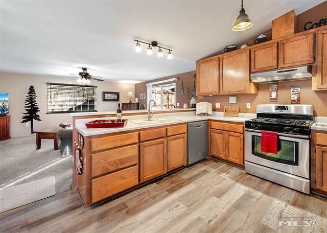 2484 Carriage Crest Dr #NA - Photo 4 of 16