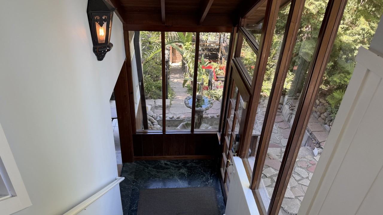631 W Pennsylvania Ave #NA - Photo 5 of 19