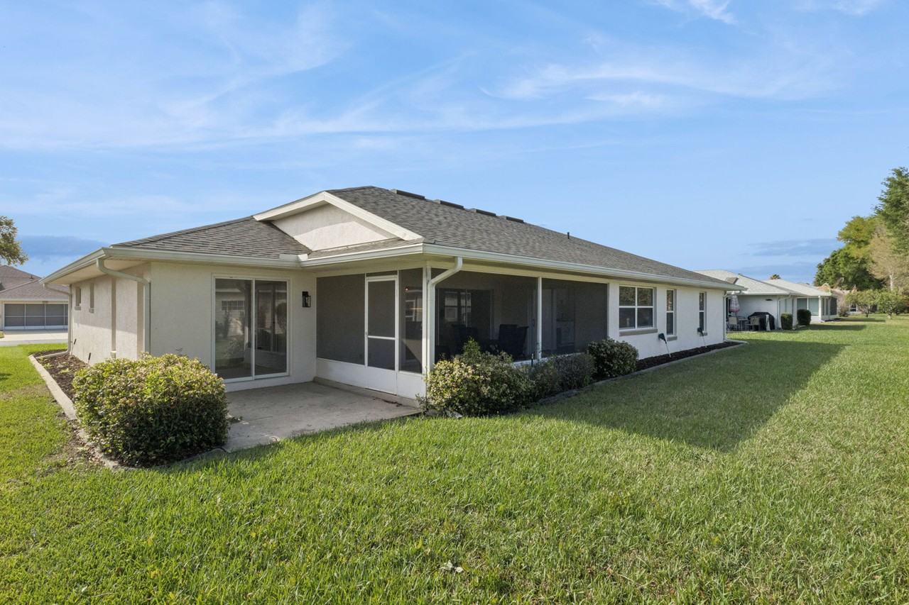 5729 King James Ave #NA - Photo 2 of 11