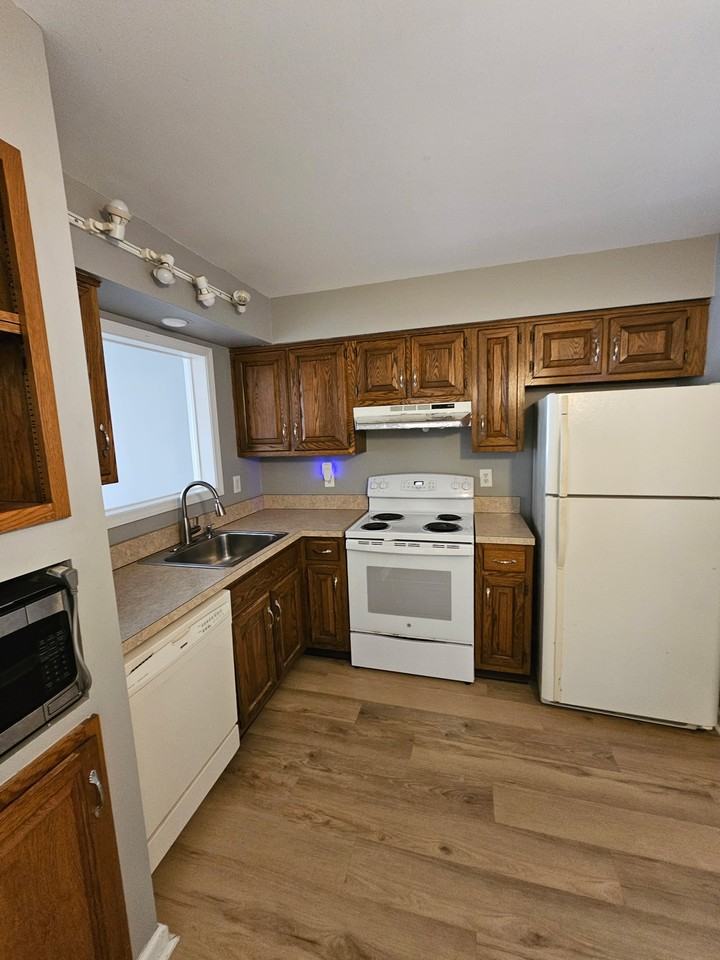 55 Mill Plain Rd #30-5 - Photo 6 of 6