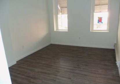 940 Franklin St #1 - Photo 2 of 4