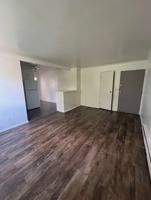 featured image of 2992 Woodrow Ave #8