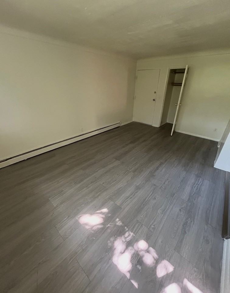 2986 Woodrow Ave #7 - Photo 2 of 7