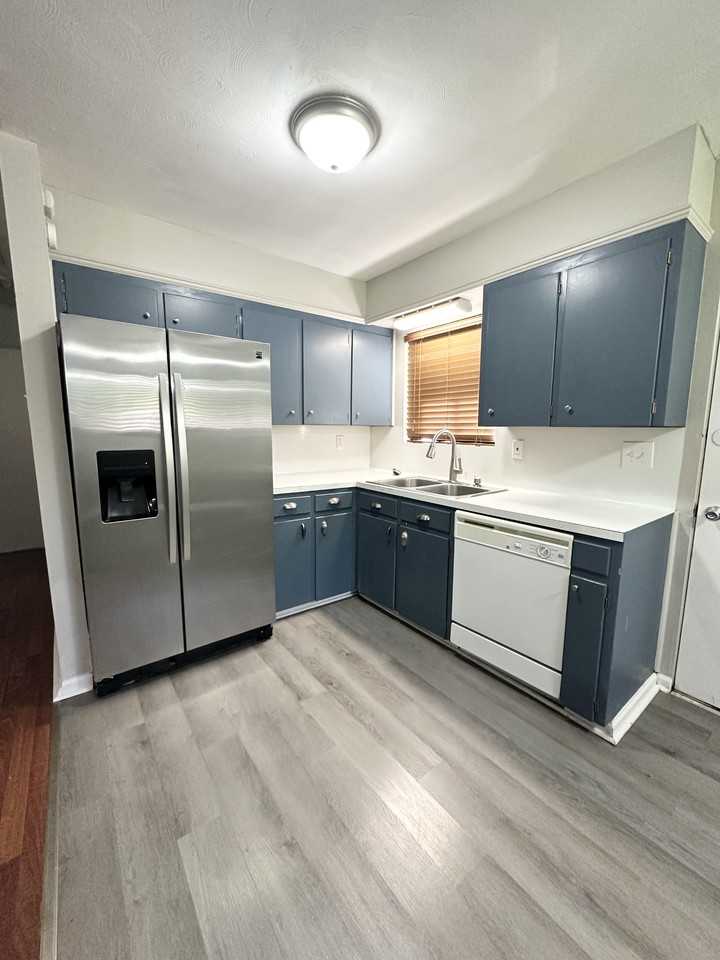 439 Normandy Rd #NA - Photo 3 of 13