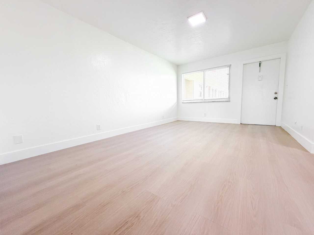 1100 S Broadway #109 - Photo 4 of 12