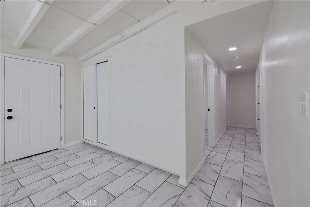 304 E Santa Clara St #NA - Photo 7 of 23
