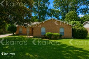 featured image of 5617 Vista Bonita Dr S