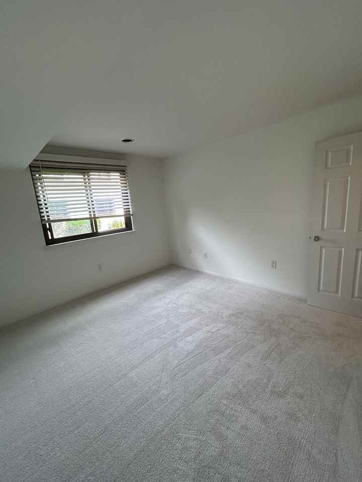46-3 Holly Dr #3 - Photo 4 of 8