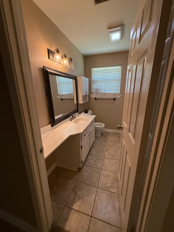 1227 S Stacy Ave #NA - Photo 7 of 12