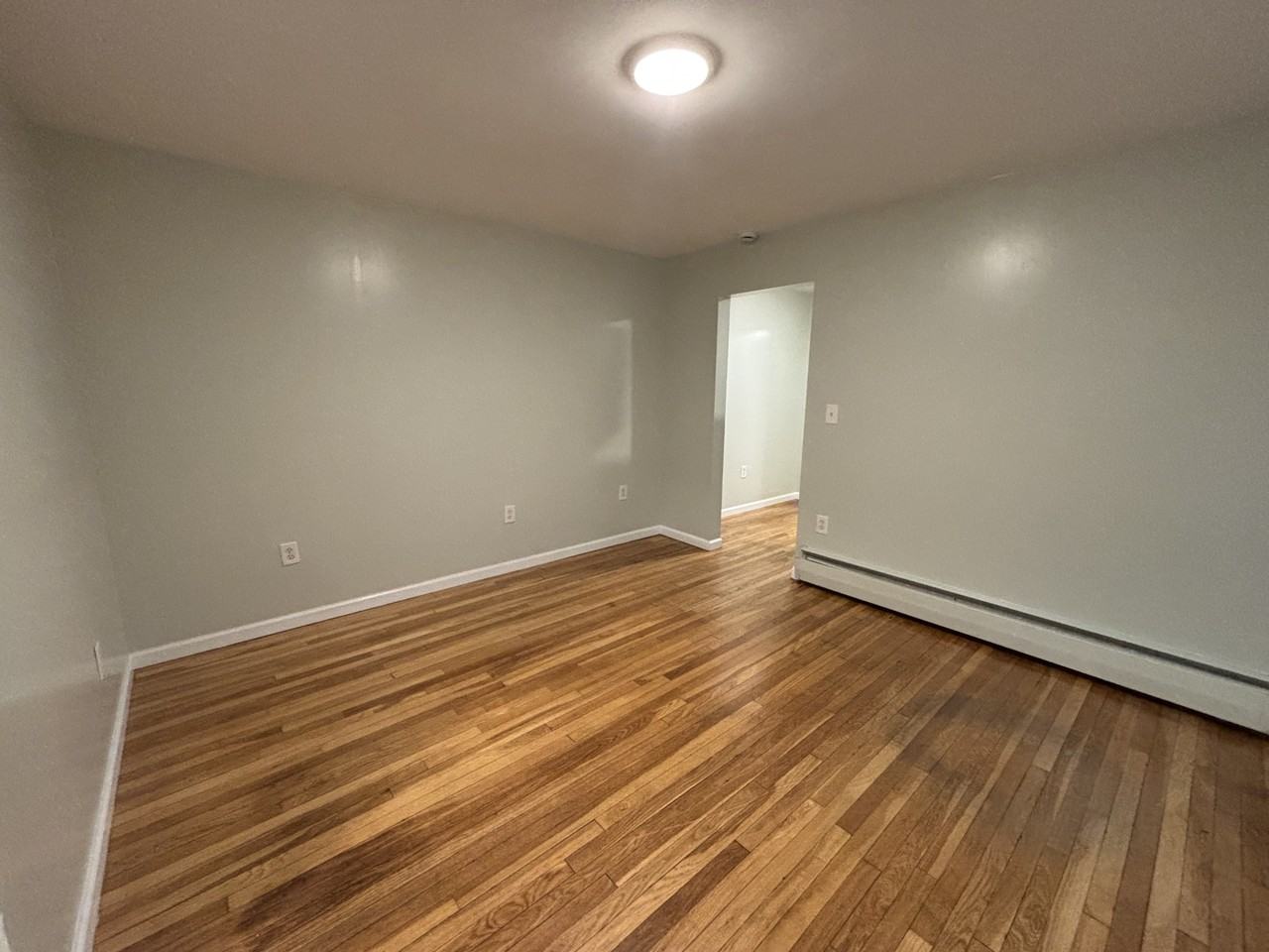 225 Golden Hill St #1F - Photo 7 of 13
