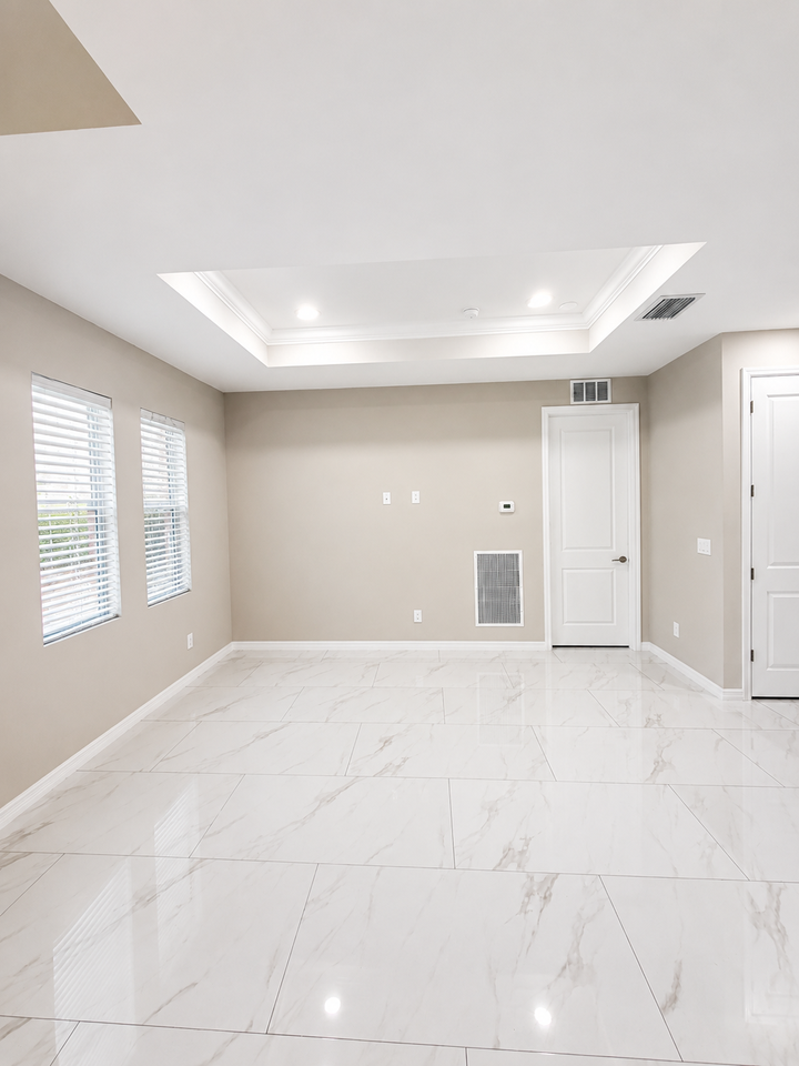 4104 E 17th St #NA - Photo 5 of 14