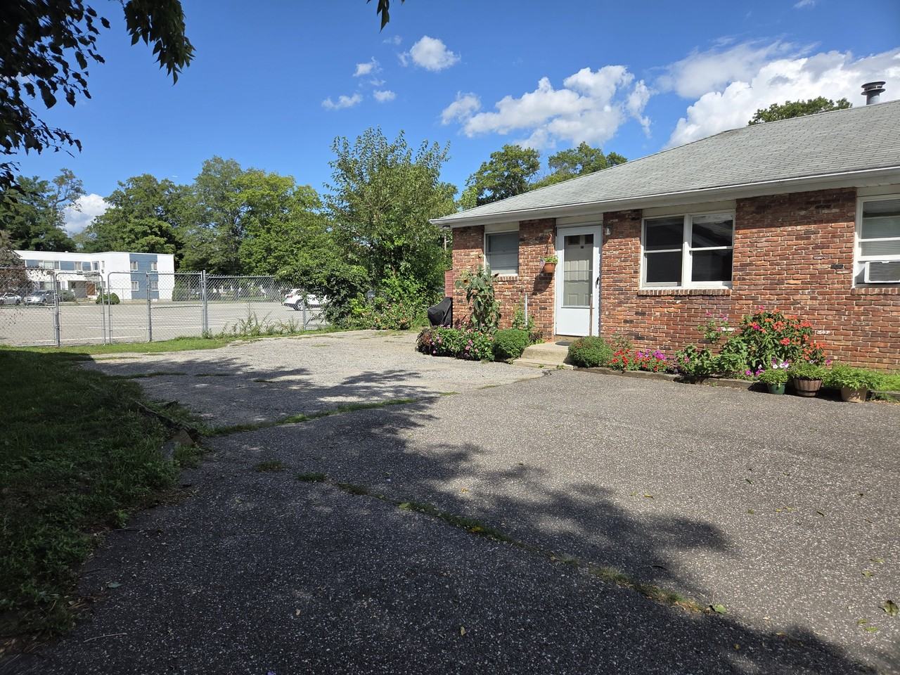 132 Merrick Rd #12 - Photo 2 of 10
