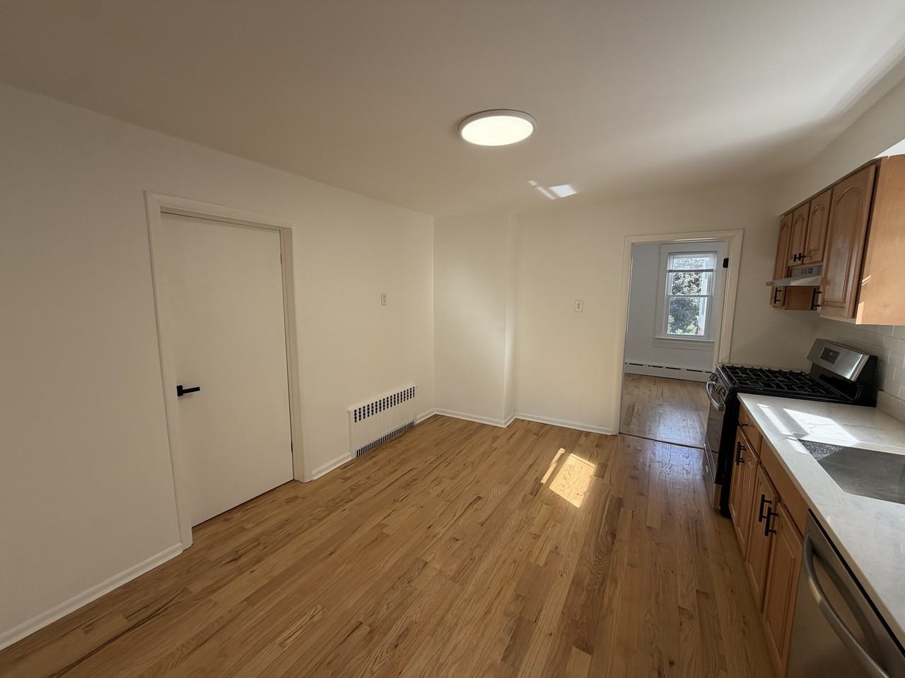 180 Avenue F #2 - Photo 4 of 10