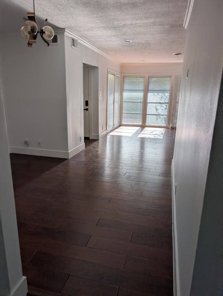 4629 Cedar Oaks Ln #NA - Photo 6 of 11