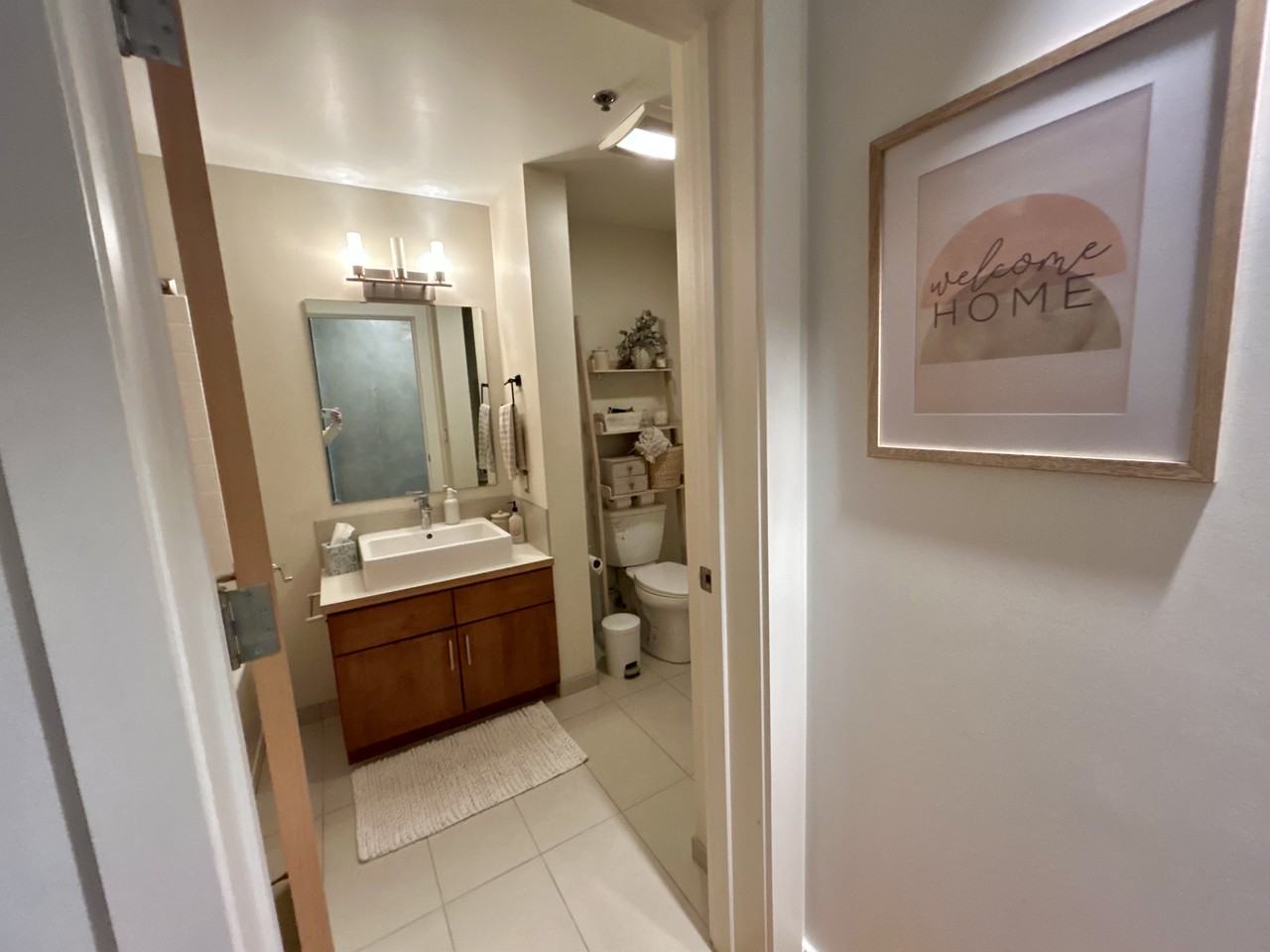 309 E 5th St #402 - Photo 5 of 30