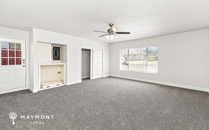 5401 Denise Dr - Photo 5 of 15