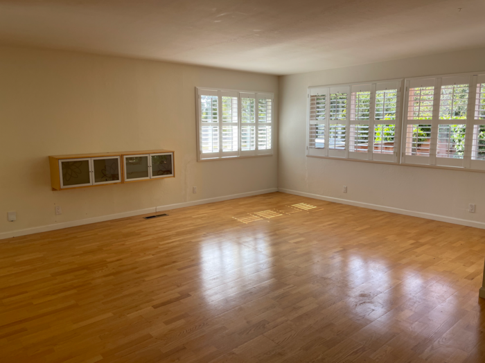 1102 Montecito Ave - Photo 3 of 47