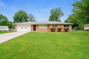 2938 S Kenmore Rd - Photo 1 of 1