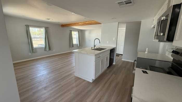3020 E Virginia Ave - Photo 4 of 13
