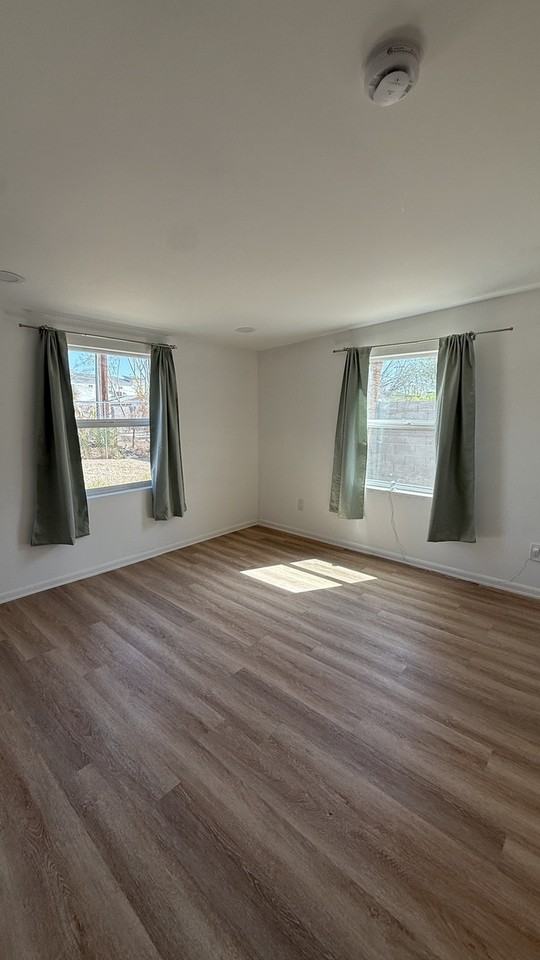 3020 E Virginia Ave - Photo 5 of 13