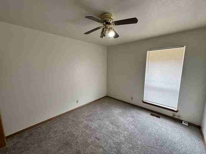 408 Vicksburg Ave #408 - Photo 7 of 10