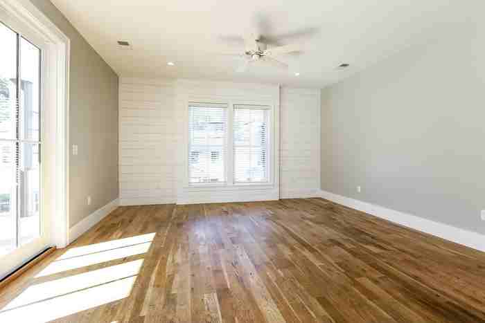 96 Nassau St #B - Photo 7 of 12