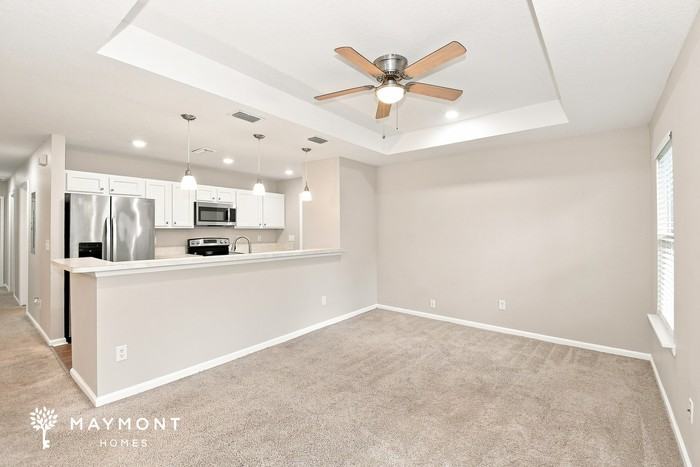 1747 W 44th St - Photo 4 of 15