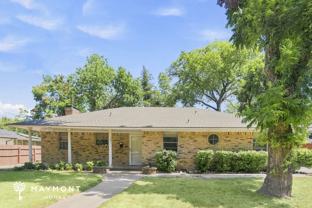 301 Woodhaven Dr - Photo 1 of 1