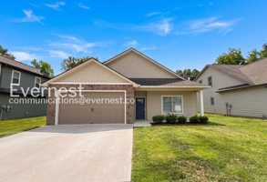 featured image of 5348 Roosevelt Rd