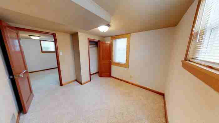 811 6th Ave Nw - Photo 7 of 11