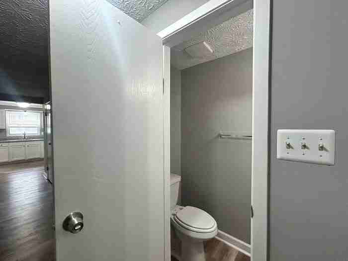 2688 S Paca St - Photo 5 of 12