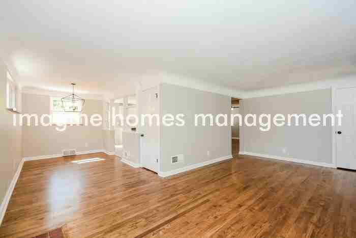 6617 Stewart Rd - Photo 4 of 18