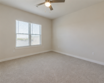 1515 N Main St #303 - Photo 3 of 4