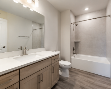 1515 N Main St #303 - Photo 4 of 4