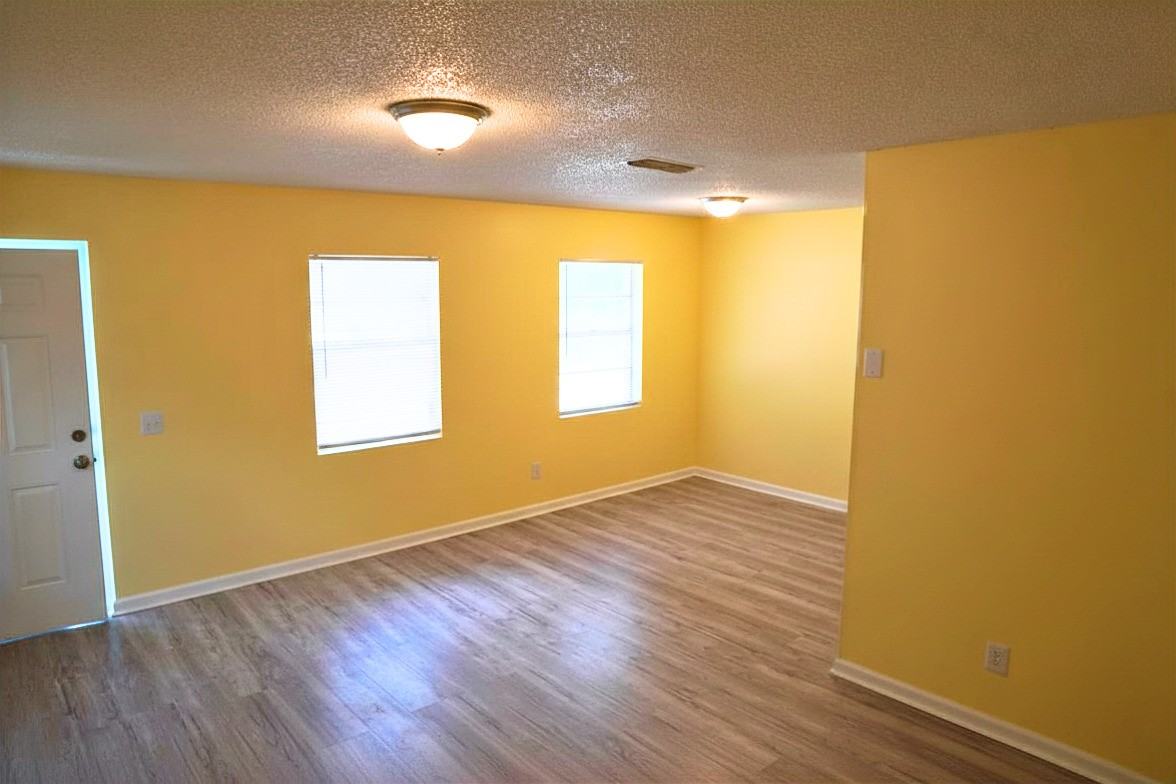 7190 Conant Ave #3 - Photo 3 of 12