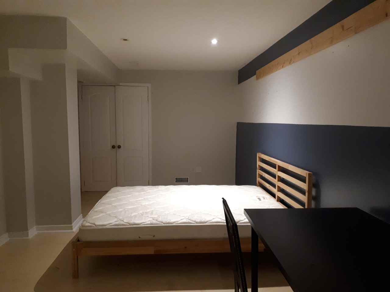 82 Bridlepath Street - Photo 5 of 8